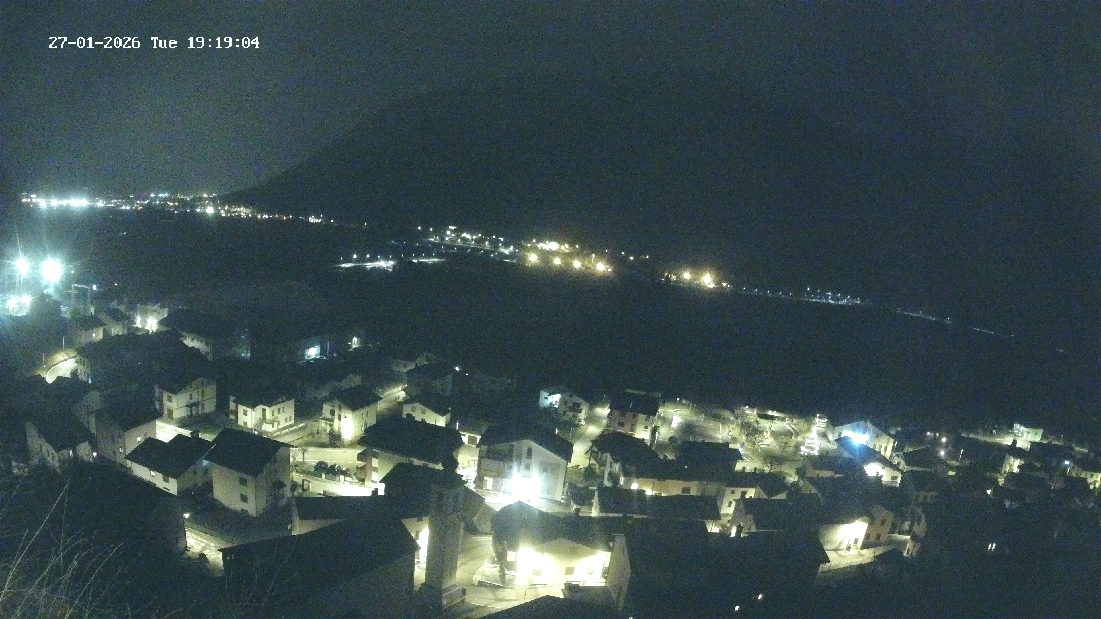 immagine della webcam nei dintorni di Pian del Cansiglio: webcam Ponte nelle Alpi