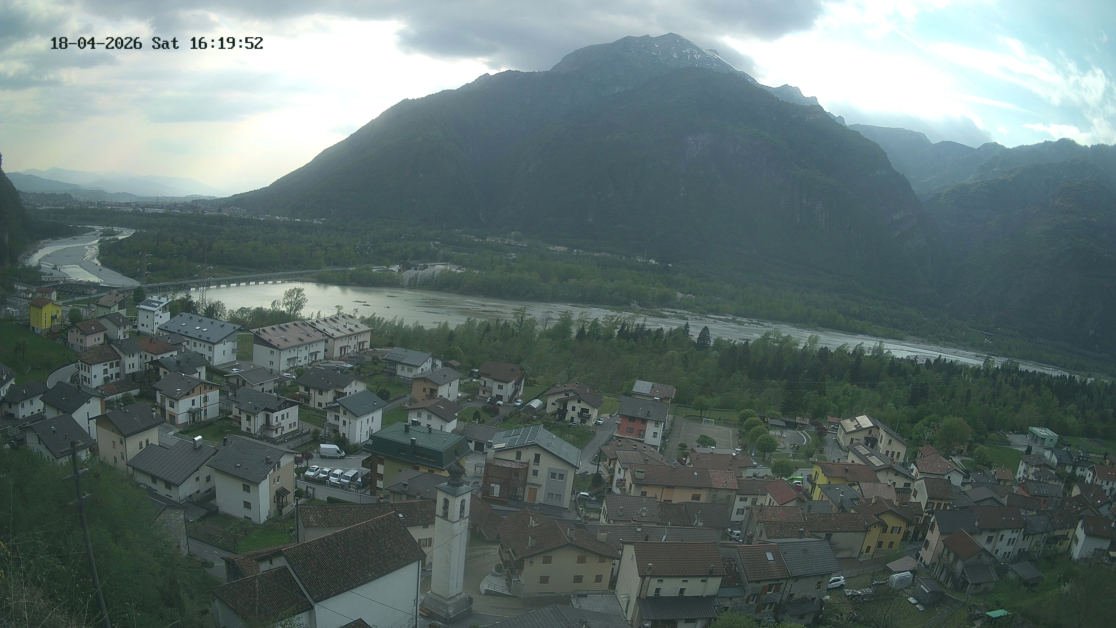 immagine della webcam nei dintorni di Pian del Cansiglio: webcam Ponte nelle Alpi