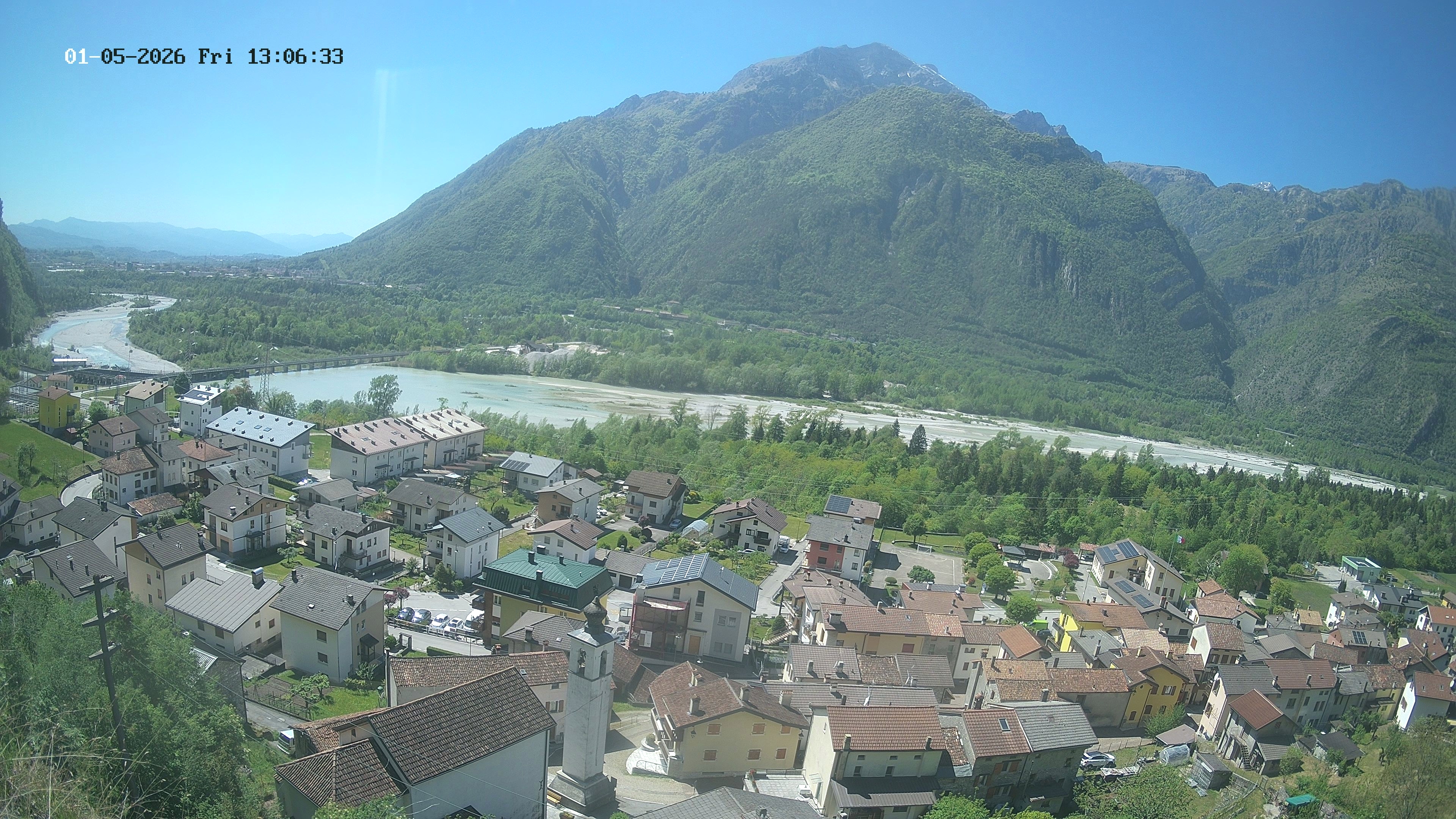 immagine della webcam nei dintorni di Aviano: webcam Ponte nelle Alpi