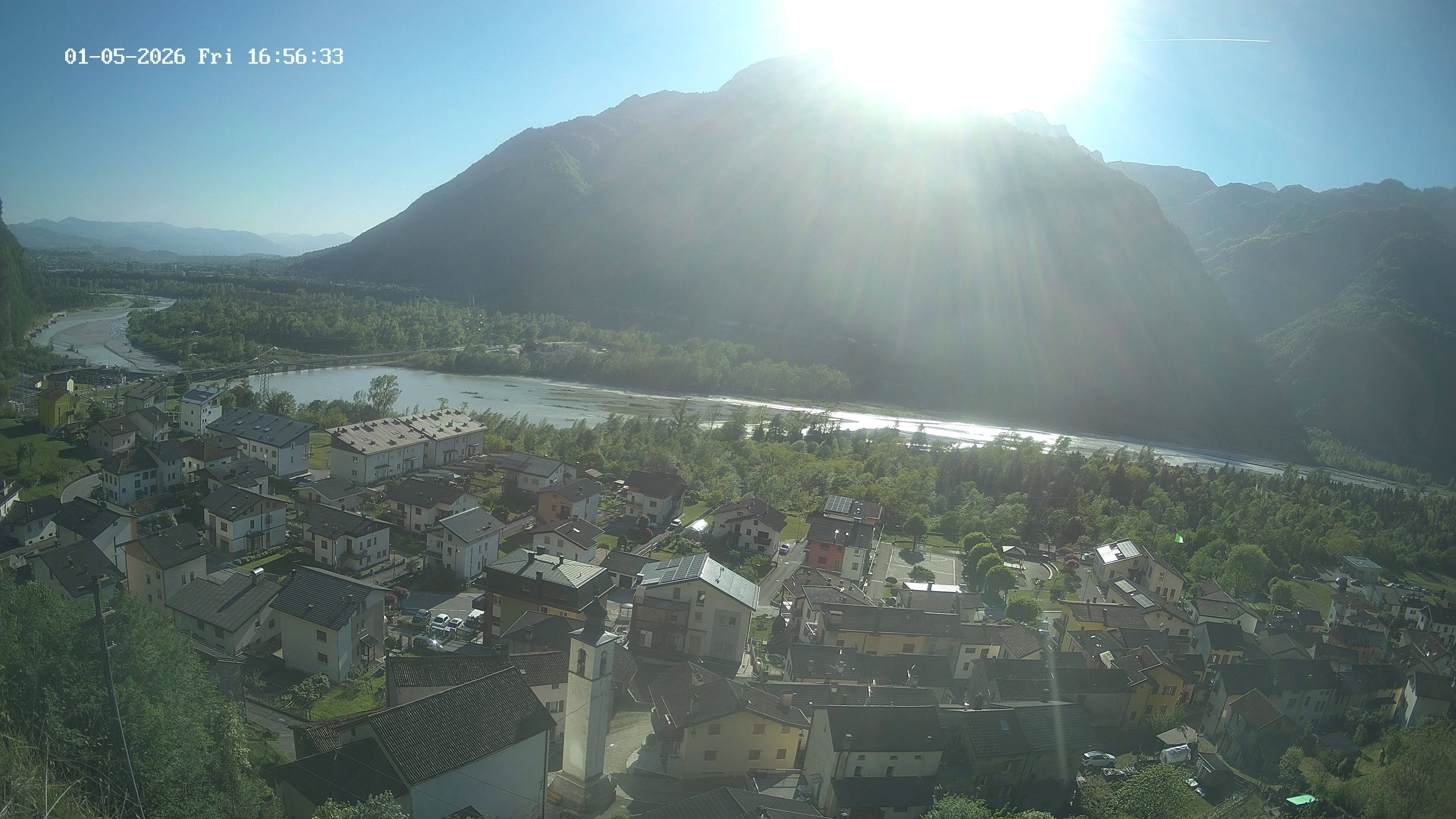 immagine della webcam nei dintorni di Piancavallo: webcam Ponte nelle Alpi