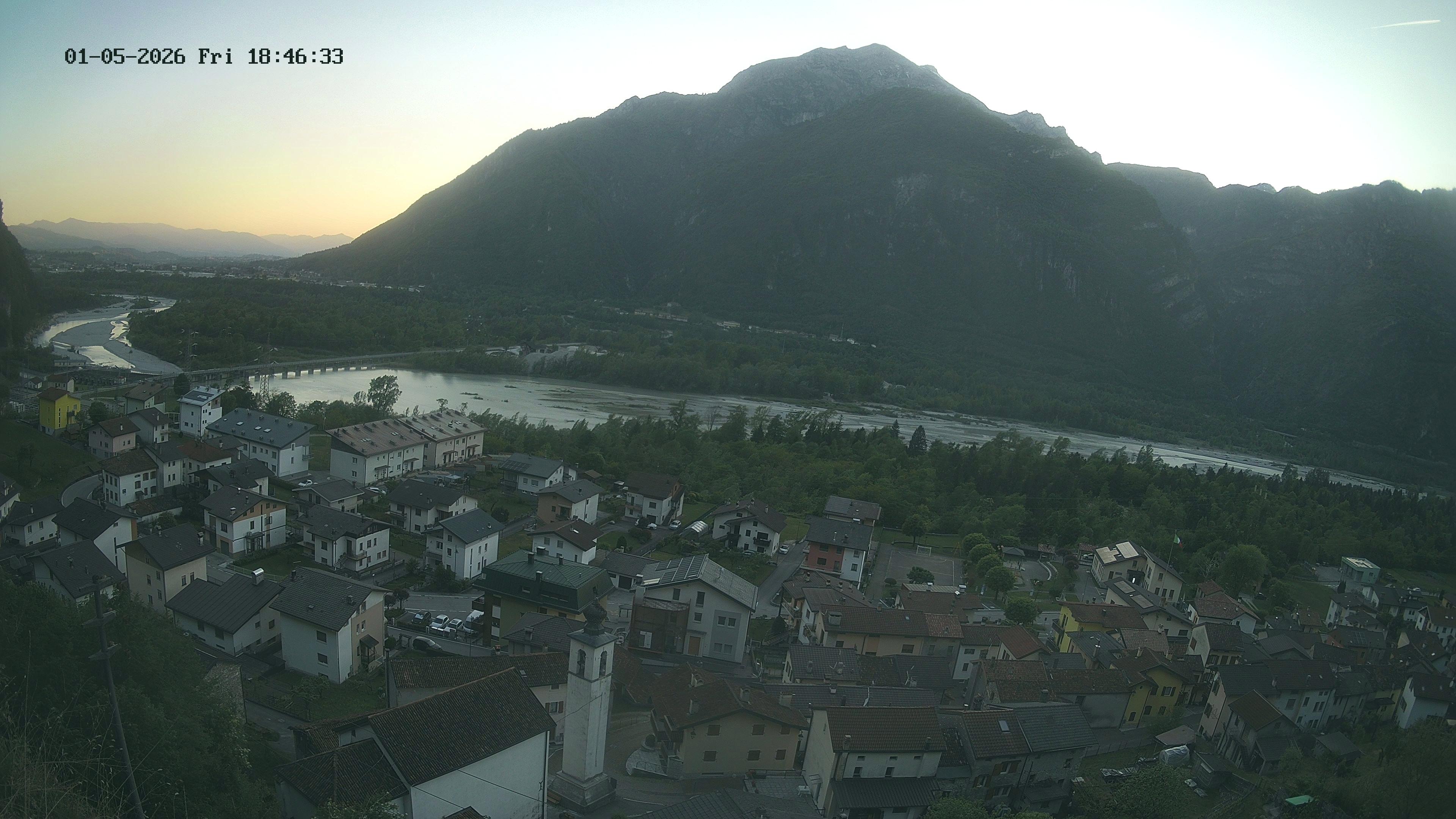 immagine della webcam nei dintorni di Andreis: webcam Ponte nelle Alpi