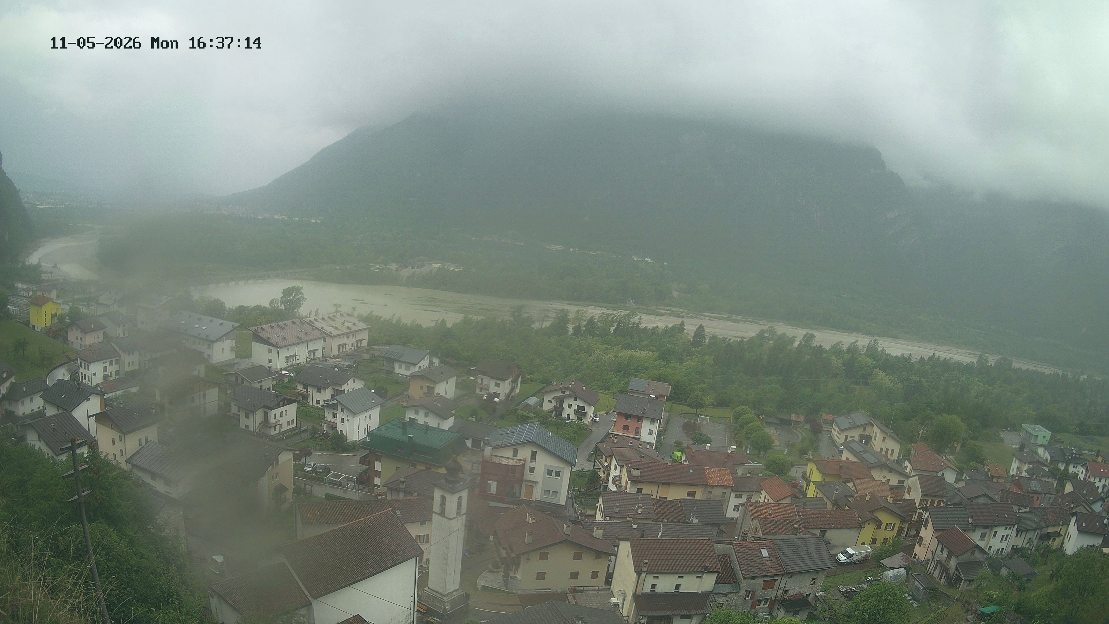 immagine della webcam nei dintorni di Piancavallo: webcam Ponte nelle Alpi