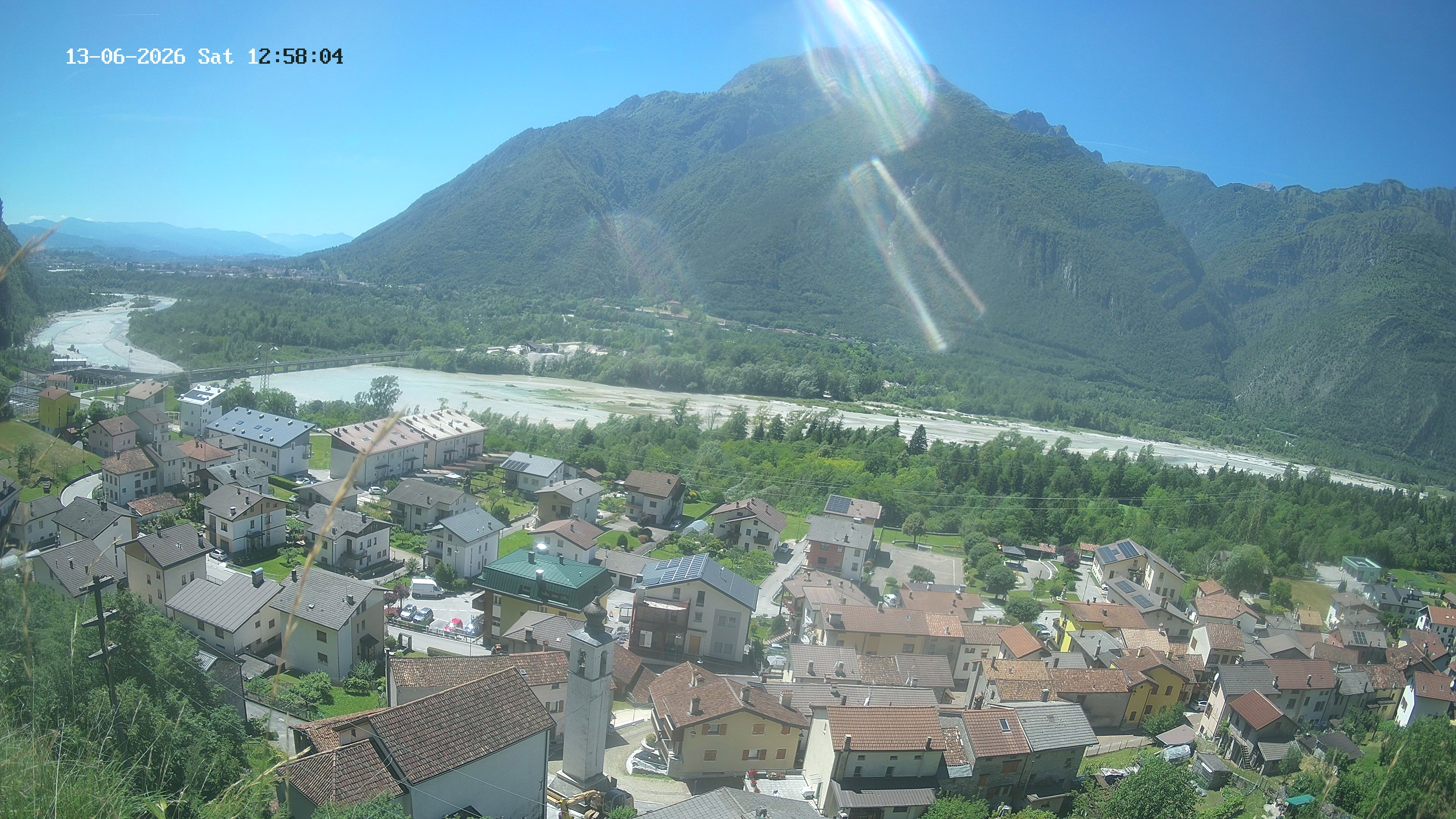 immagine della webcam nei dintorni di Aviano: webcam Ponte nelle Alpi