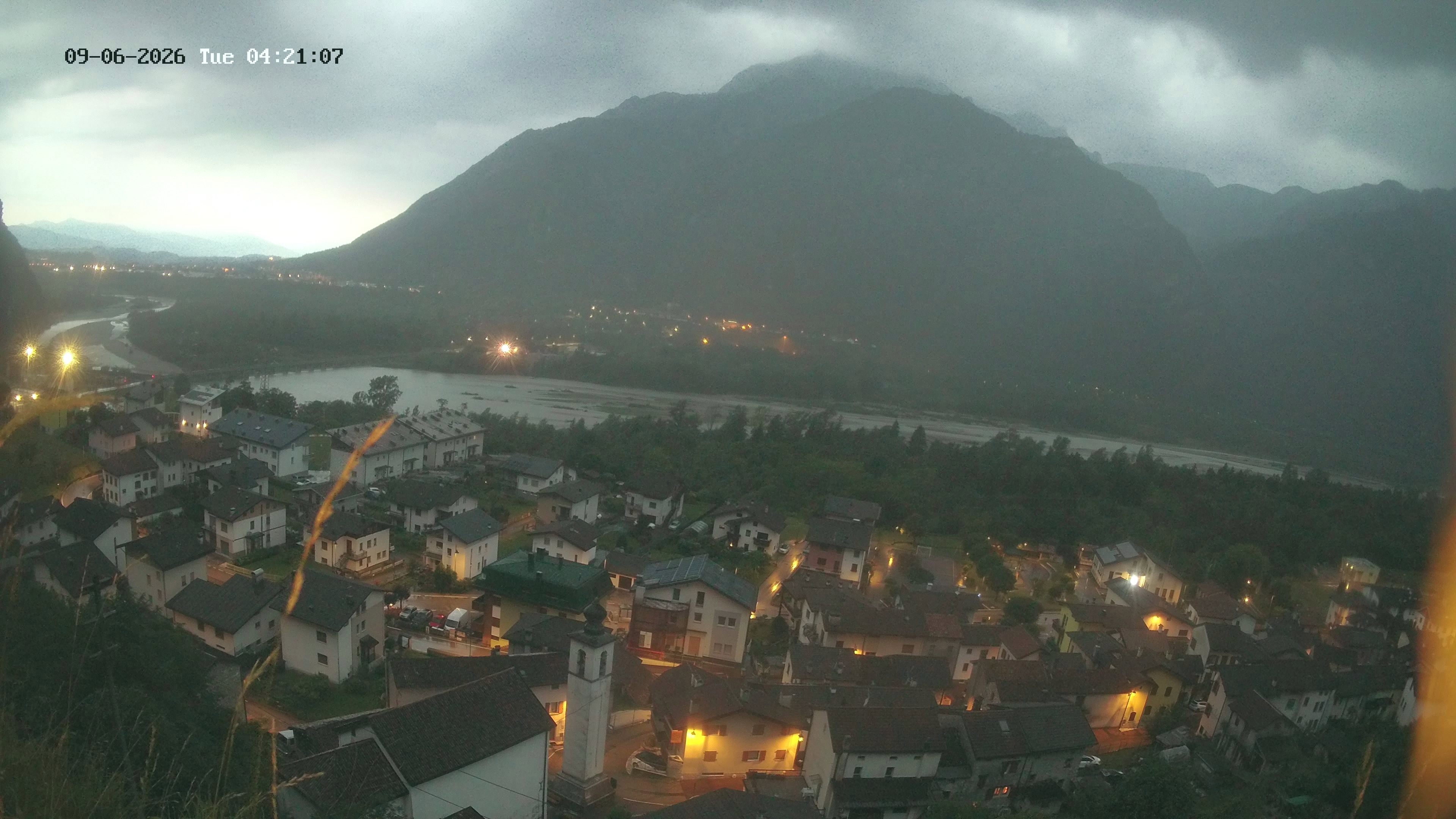 immagine della webcam nei dintorni di Aviano: webcam Ponte nelle Alpi