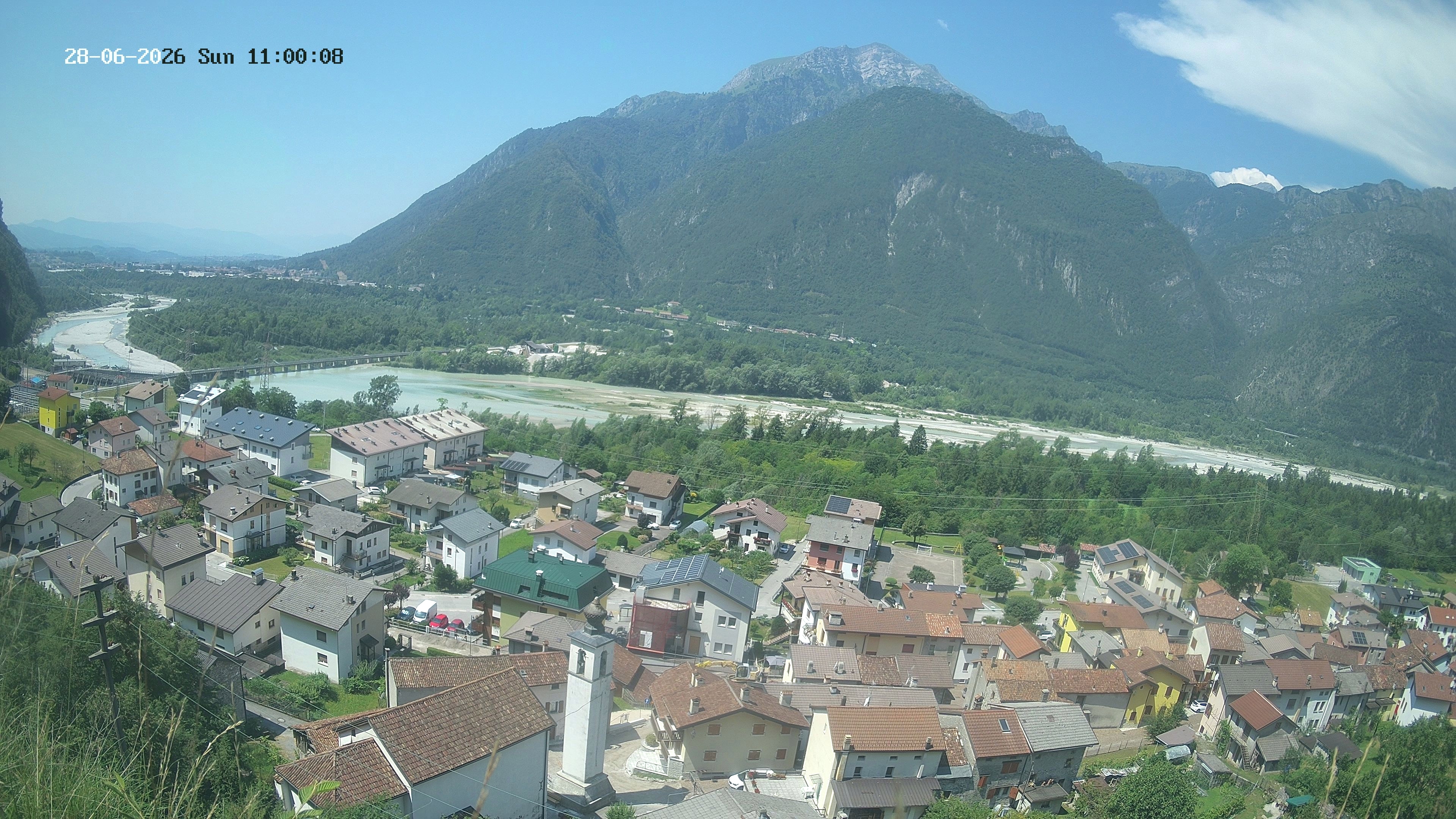 immagine della webcam nei dintorni di Pian del Cansiglio: webcam Ponte nelle Alpi